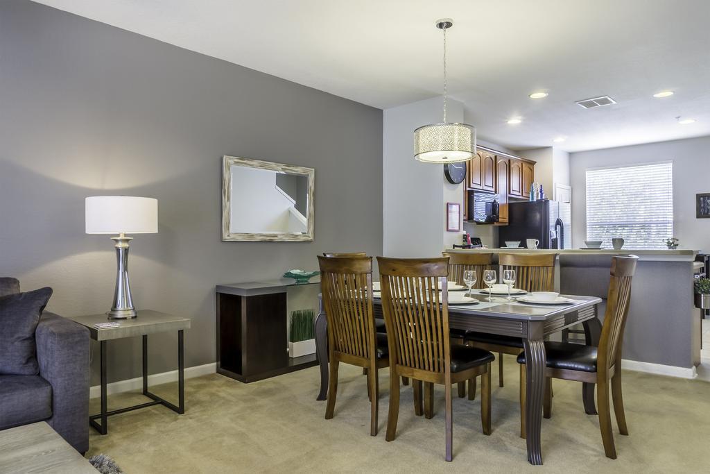 Orlando Escape Hotel Williamsburg Ngoại thất bức ảnh